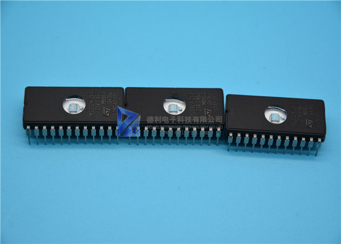 M2732A-2F NMOS 32K 4K X 8 CDIP-24 Ceramic Memory Chip